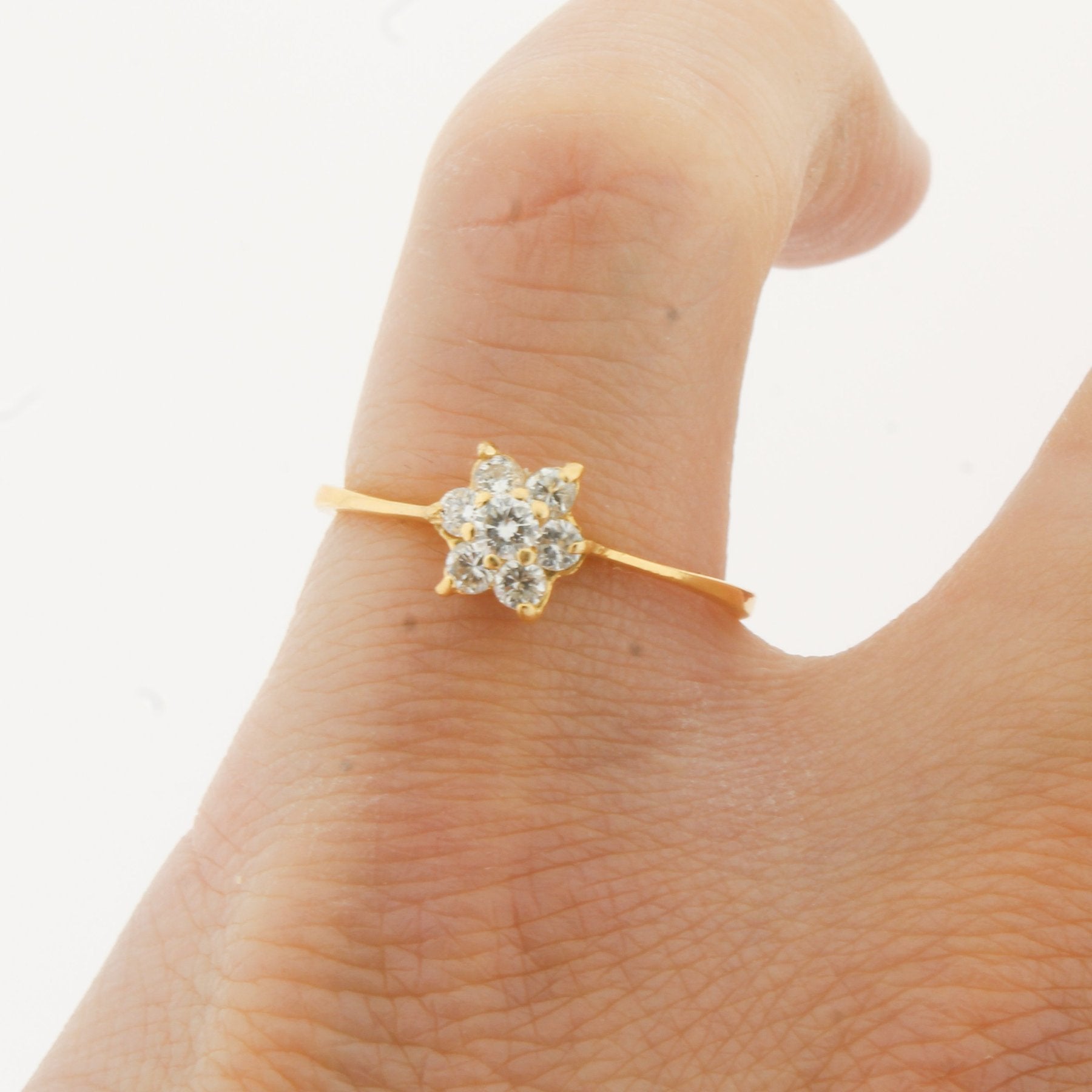 Ring 18 Karaat geel goud voorzien van 0.34ct. tw. natuurlijke diamant