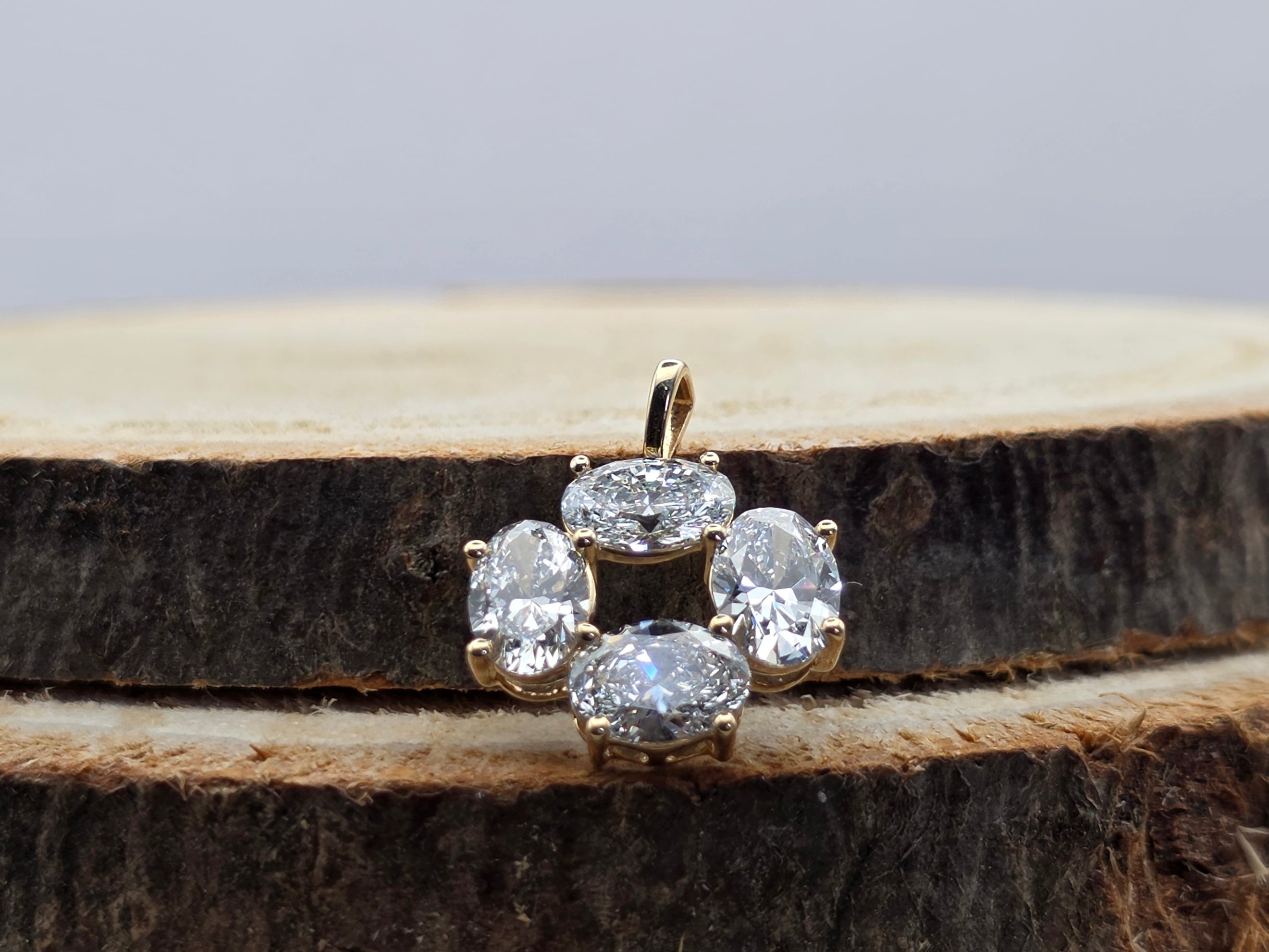 Hanger 14 karaat geel goud - 2.38ct Diamanten (4 diamanten, labgrown)