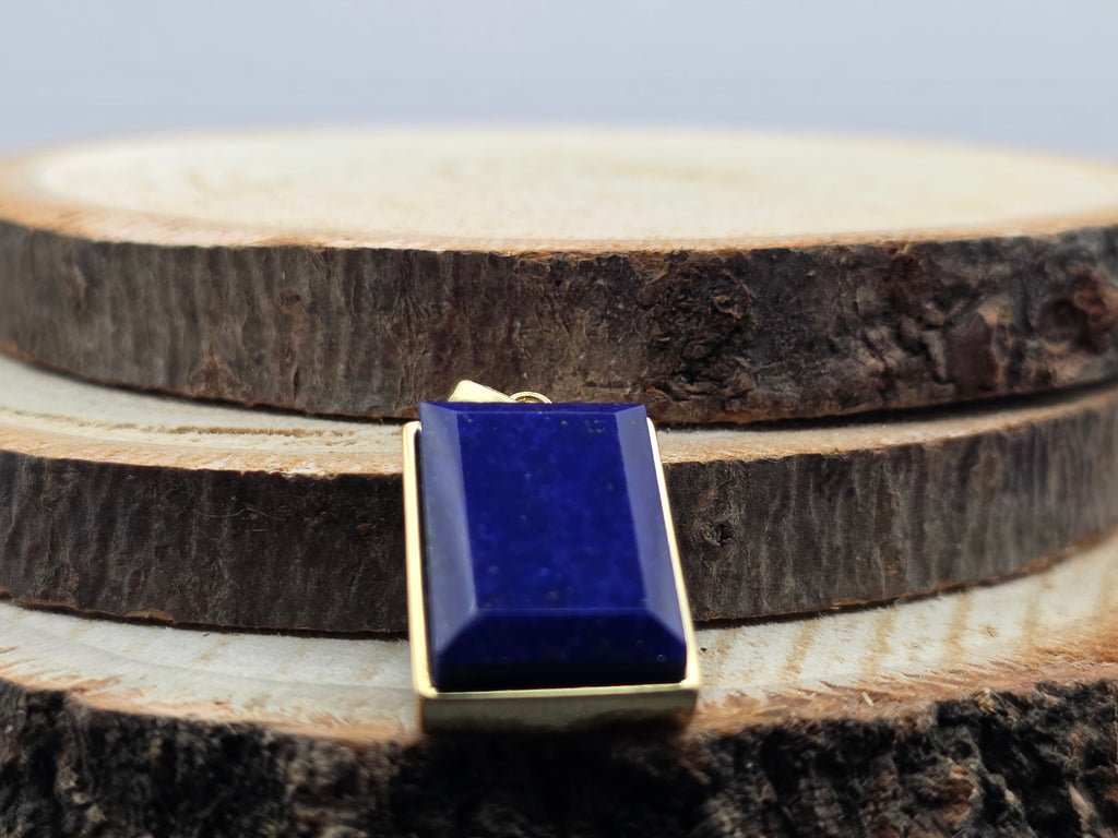 Grote hanger: Lapis Lazuli 5,34gr. inclusief collier .925 Zilver - verguld 18Kt.