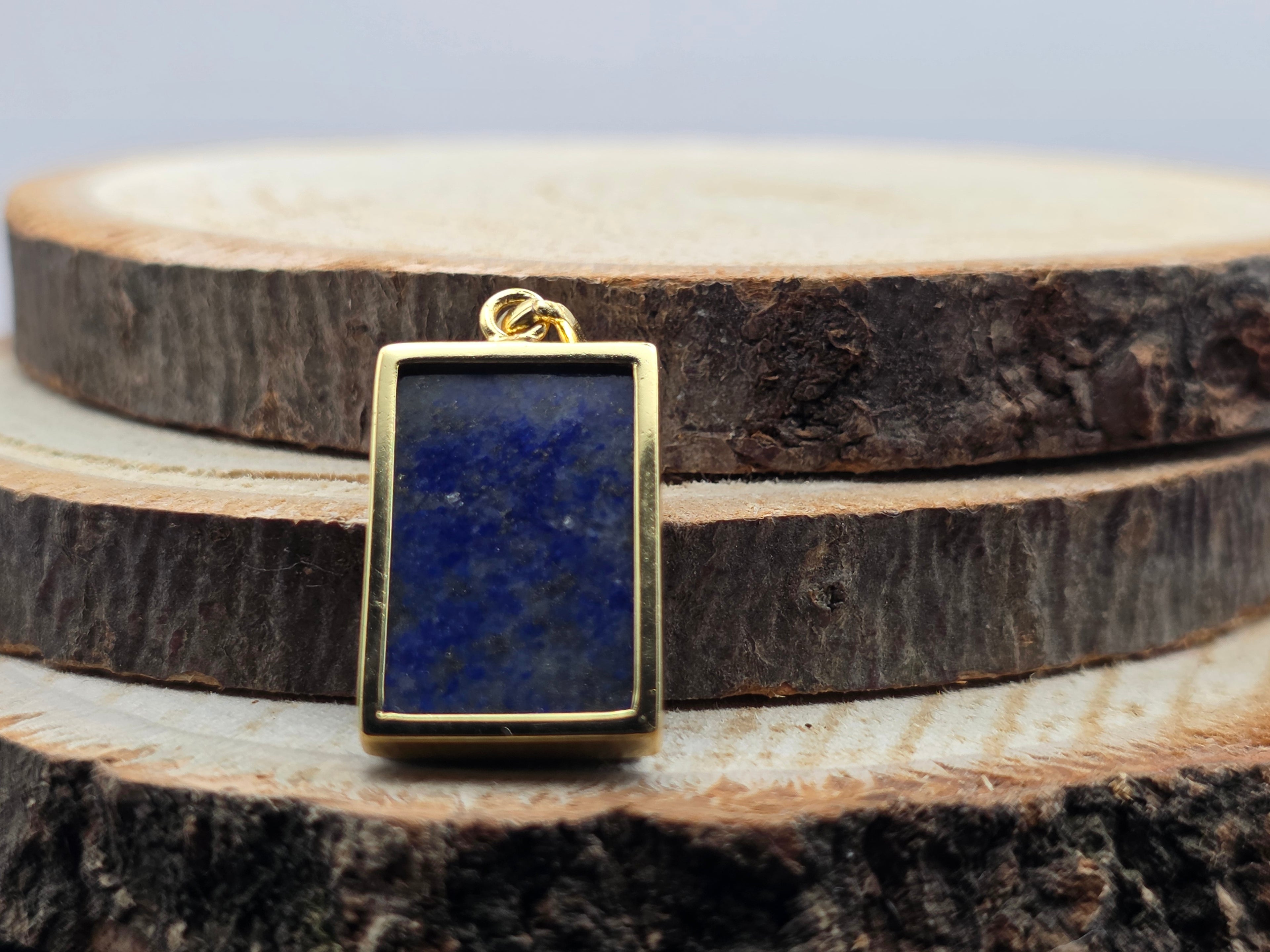 Grote hanger: Lapis Lazuli 5,34gr. inclusief collier .925 Zilver - verguld 18Kt.