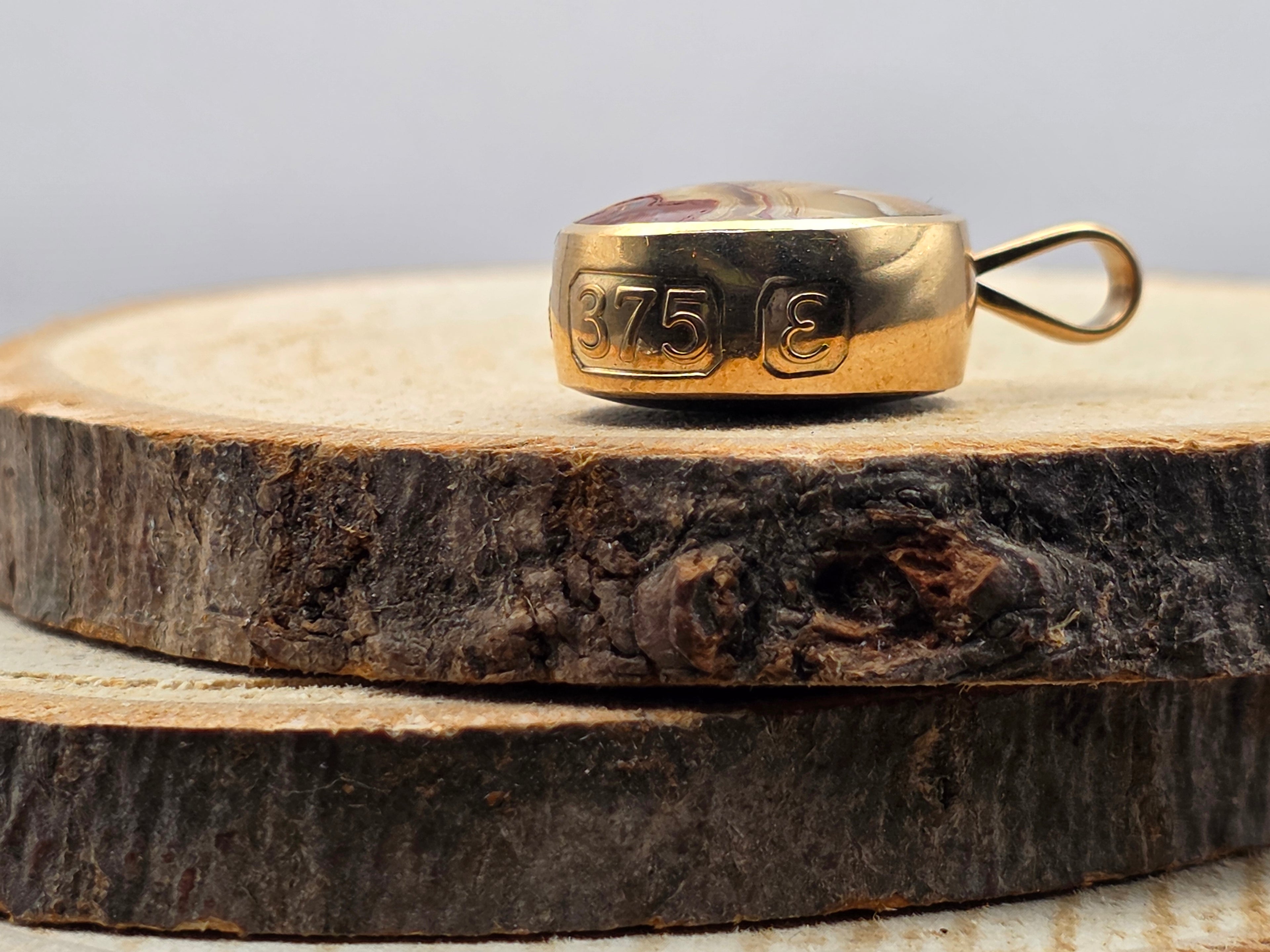 Hanger 9 Karaat - dubbelzijdig Onyx en Kantagaat