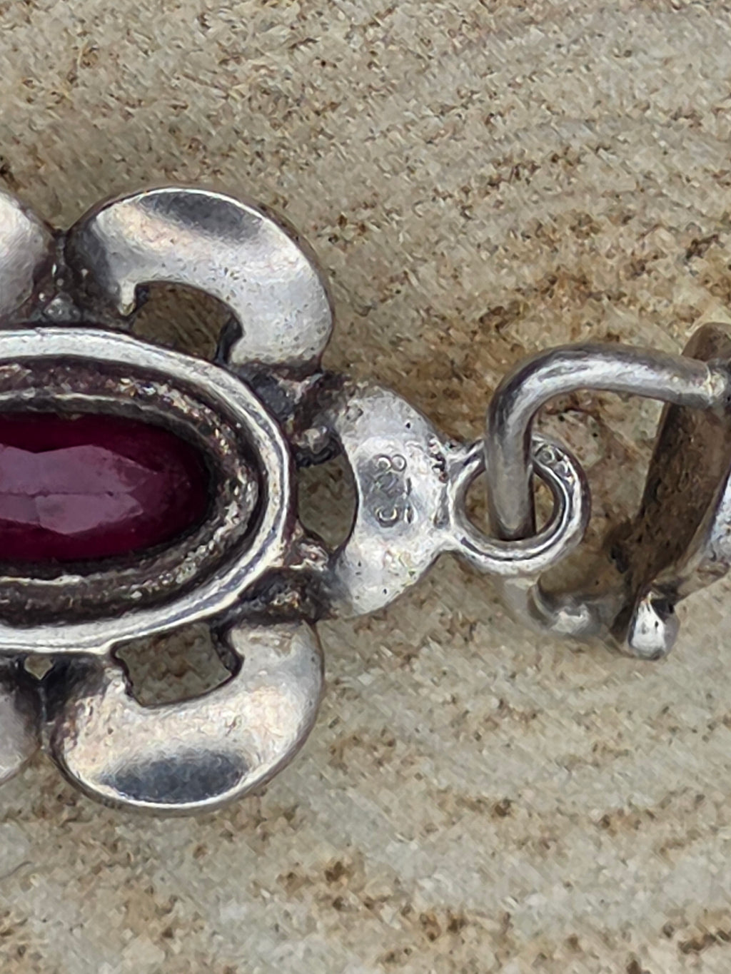 Edwardiaanse hanger met Amethyst uit  .835 Zilver