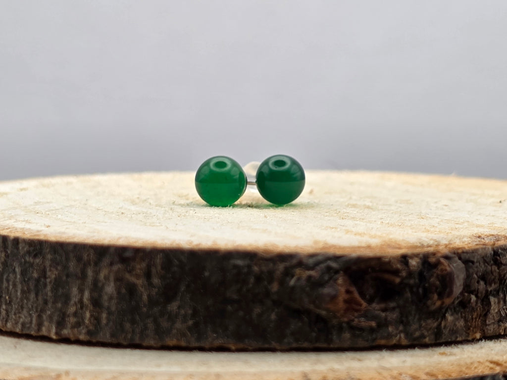 Jade oorstekers